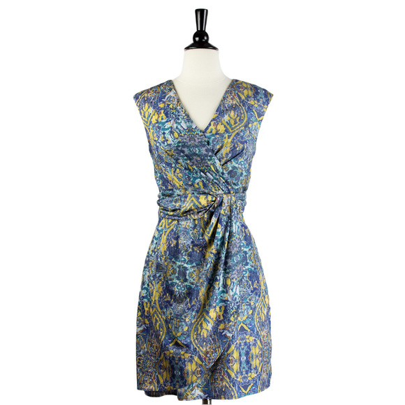 ▪️LAVAND | Abstract Faux Wrap Front Dress - Picture 1 of 4
